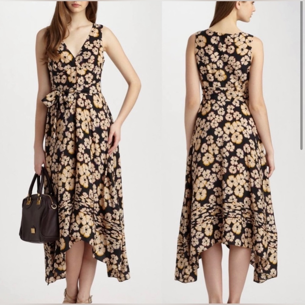 ✨3x HP!✨ ⏰ Marc by Marc Jacobs Lou Lou Flower V-Neck Dress in Normandy Blue NWT